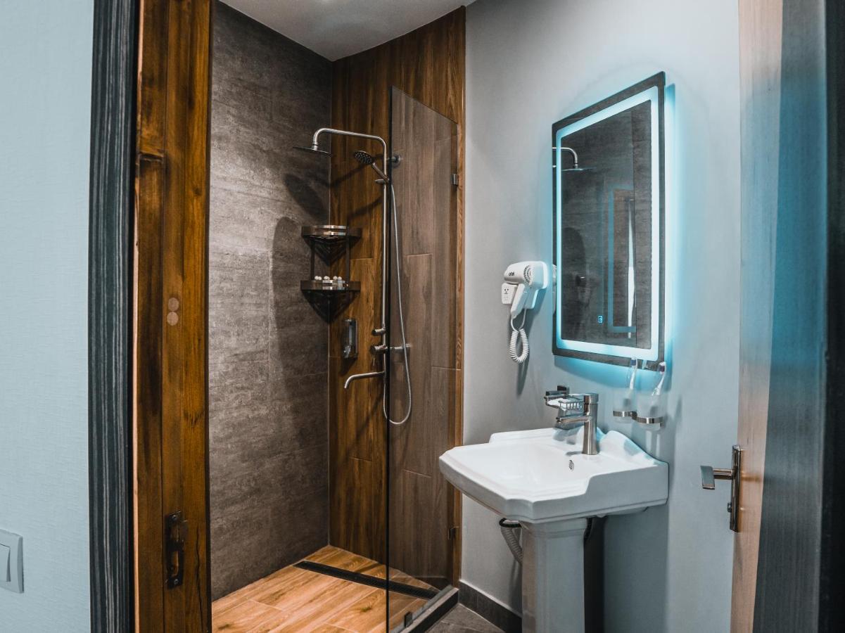 Demure Hotel Tashkent Luaran gambar